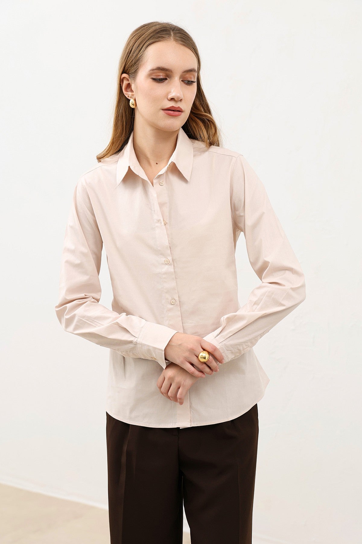 Antioch Basic Slim Fit Women's Shirt