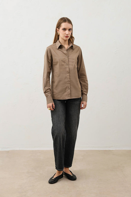 Antioch Basic Slim Fit Women's Shirt