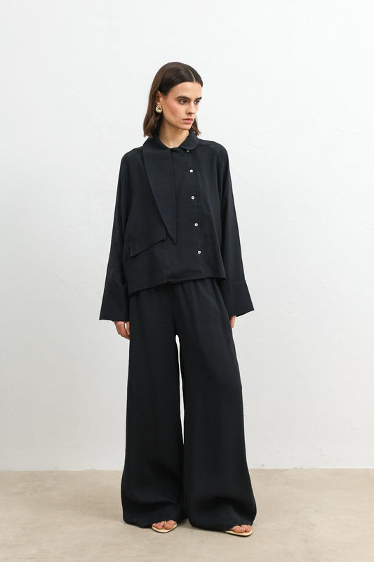 Antioch Women's Shirt with a Stand-Up Collar
