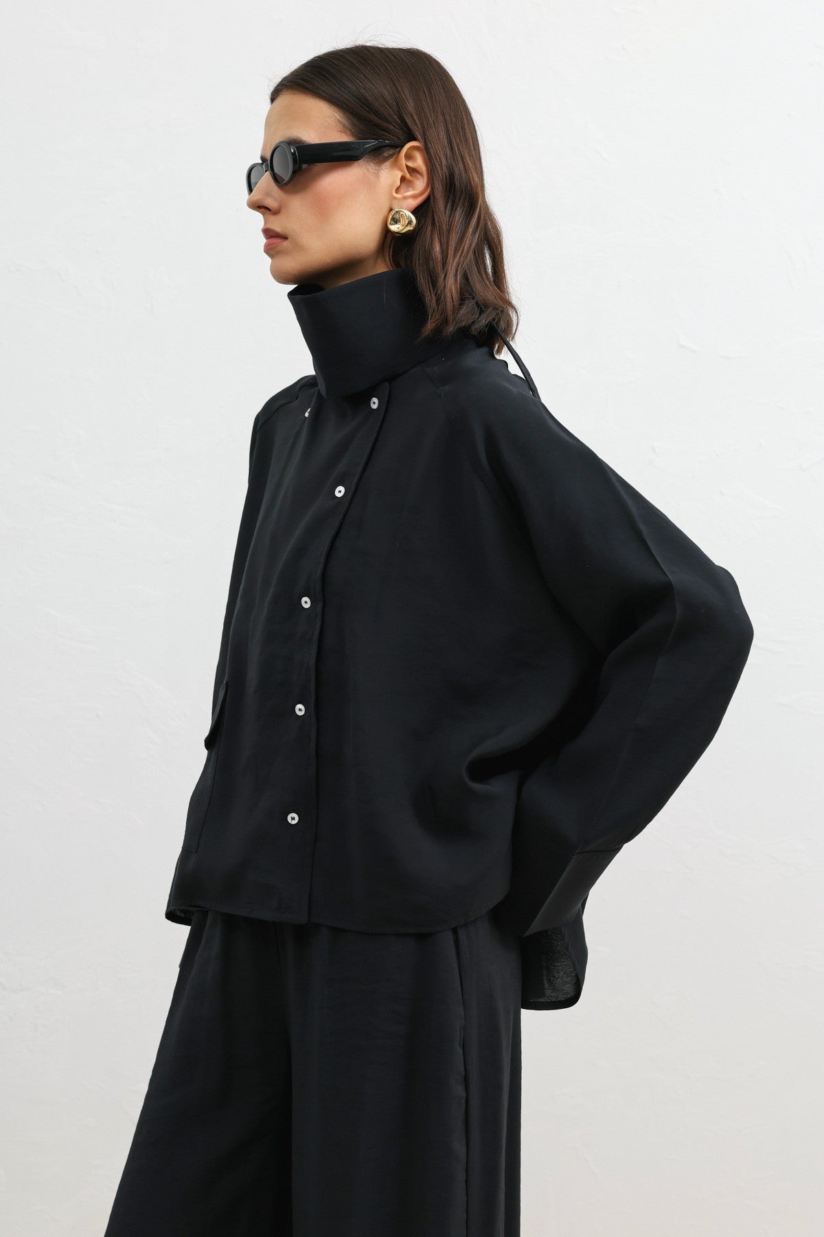 Antioch Women's Shirt with a Stand-Up Collar