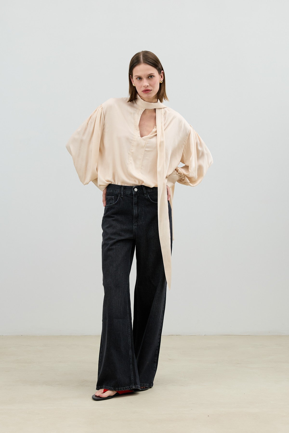 Antioch Bow-Tied Flowy Women's Blouse