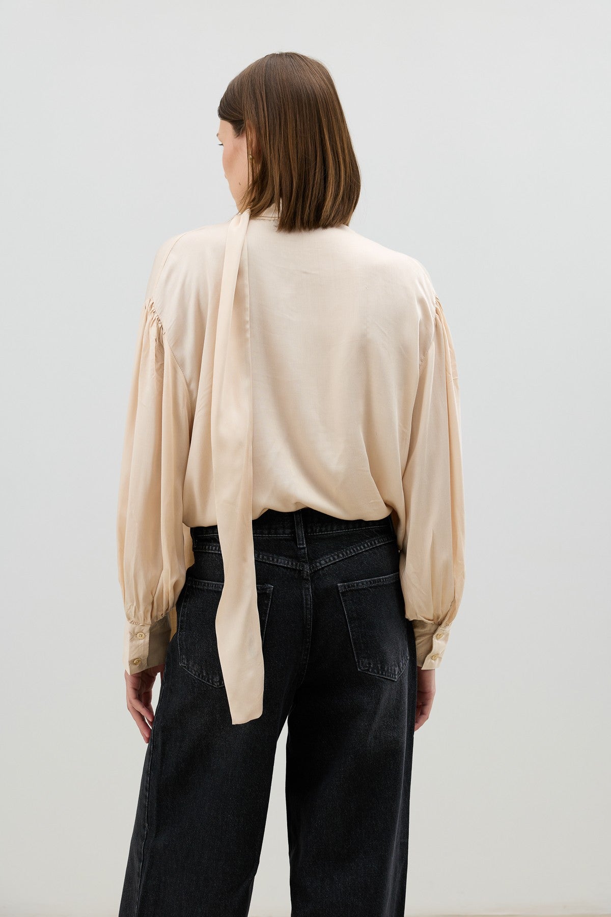 Antioch Bow-Tied Flowy Women's Blouse