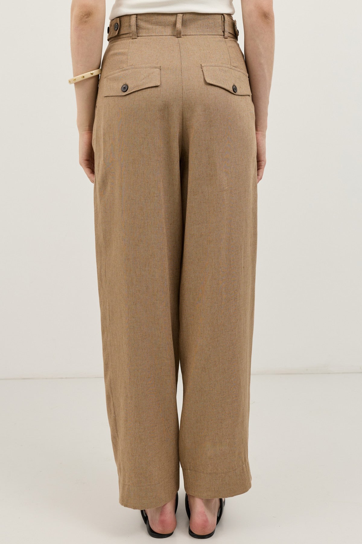 Women's Pleated Pants with Linen Blend
