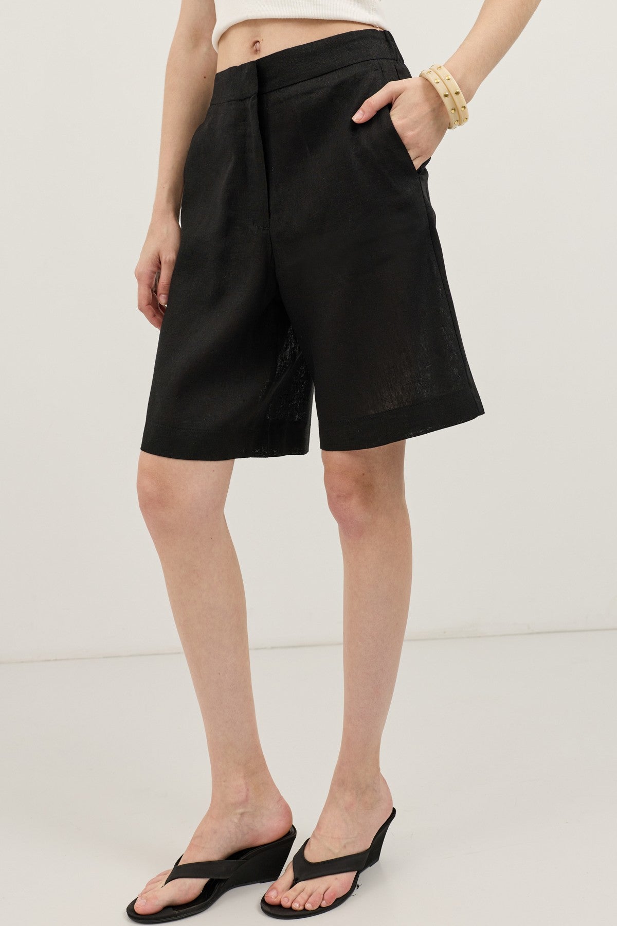 Women's Relaxed-Fit Linen-Blend Shorts