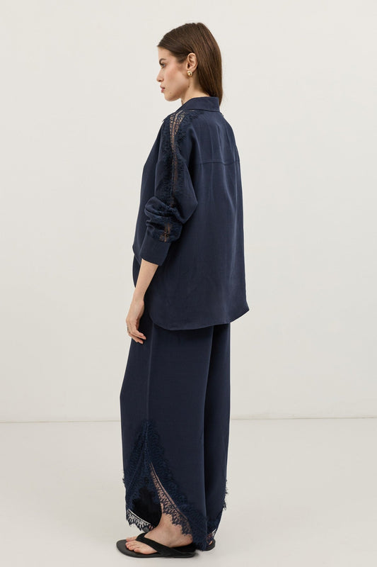 Women's Pants with Lace-Trimmed Cuffs