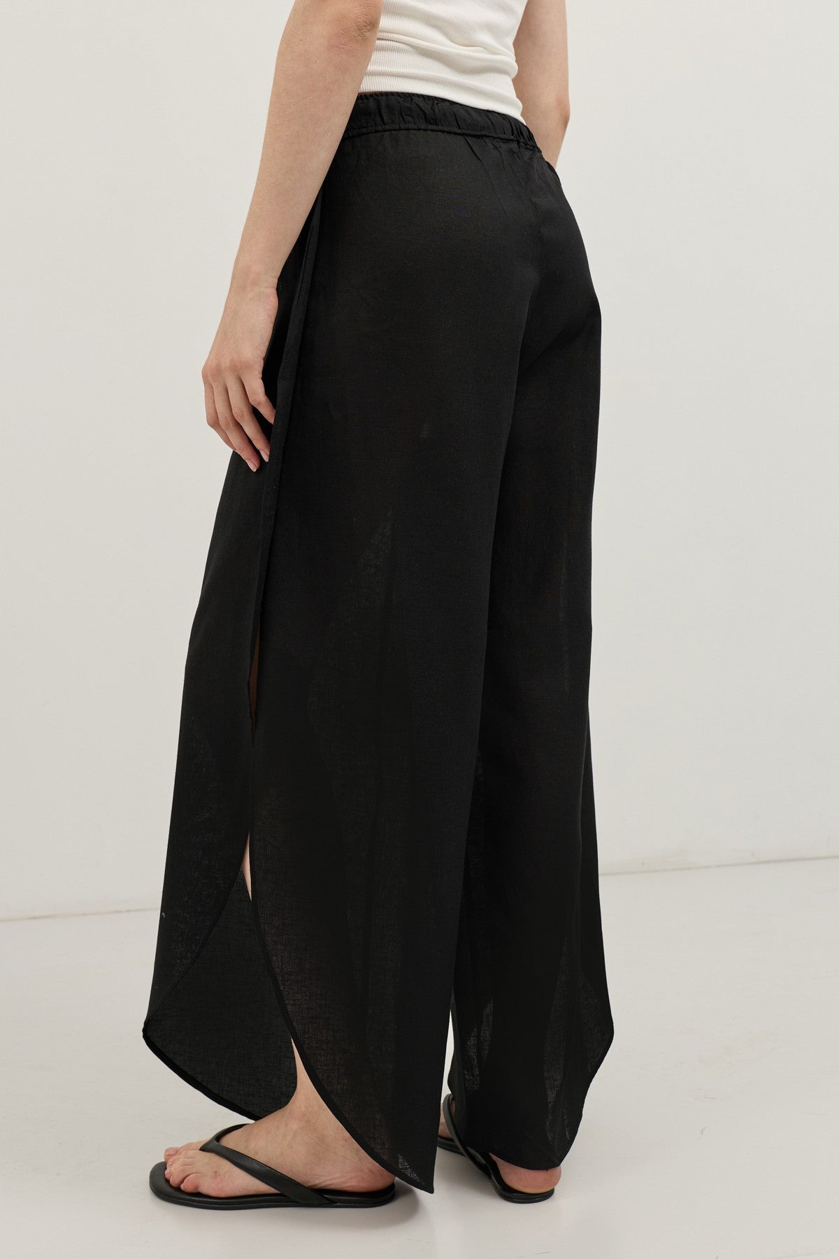 Antioch Women's Slit Pants with Linen Blend