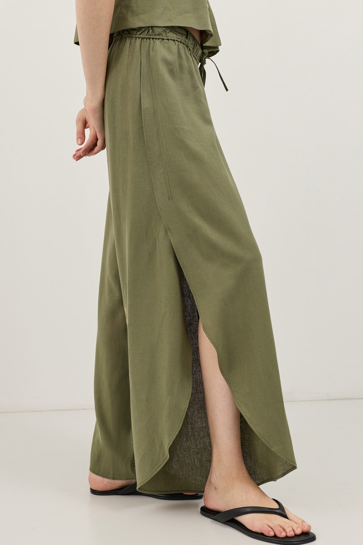 Antioch Women's Slit Pants with Linen Blend