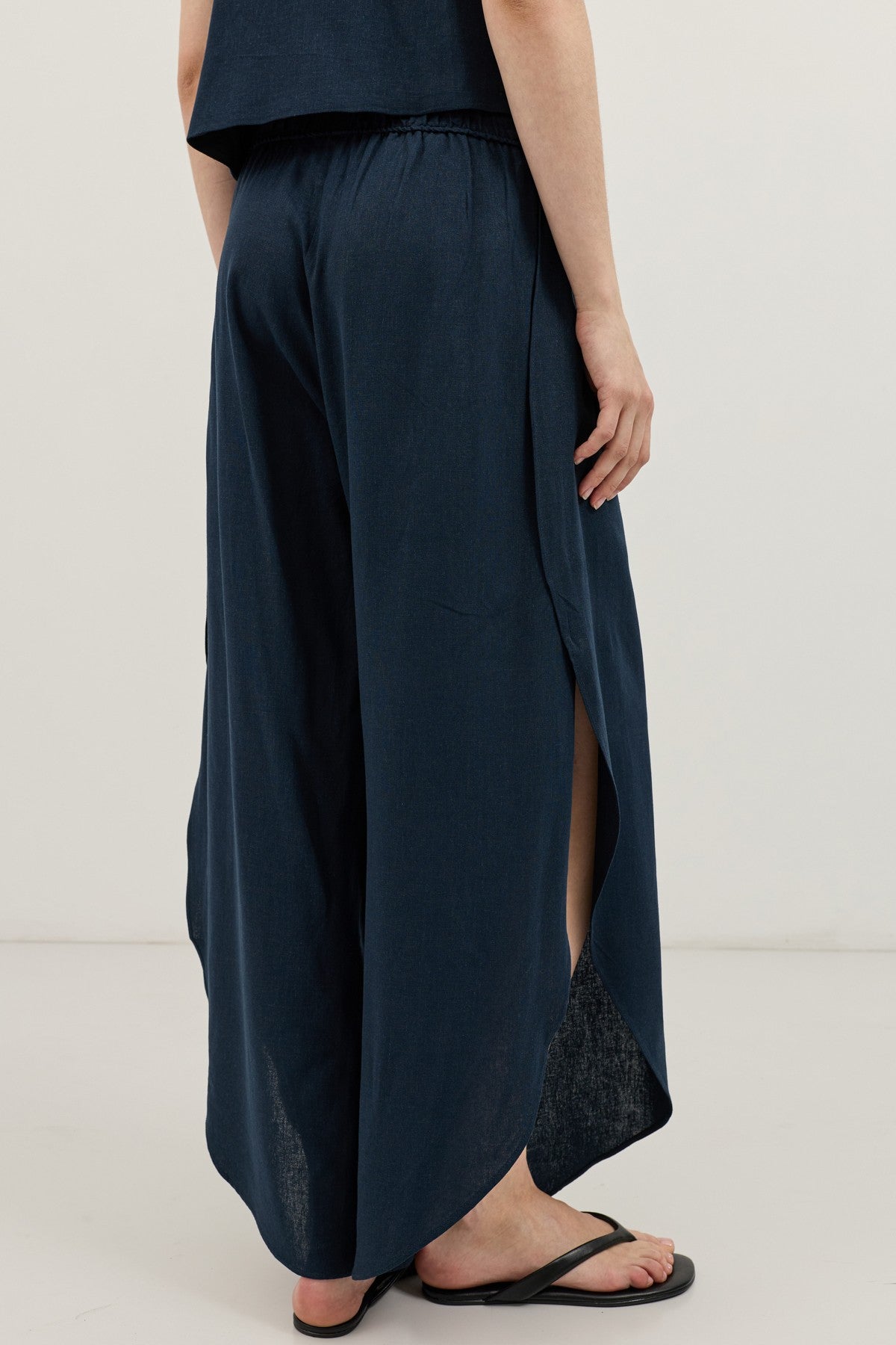 Antioch Women's Slit Pants with Linen Blend
