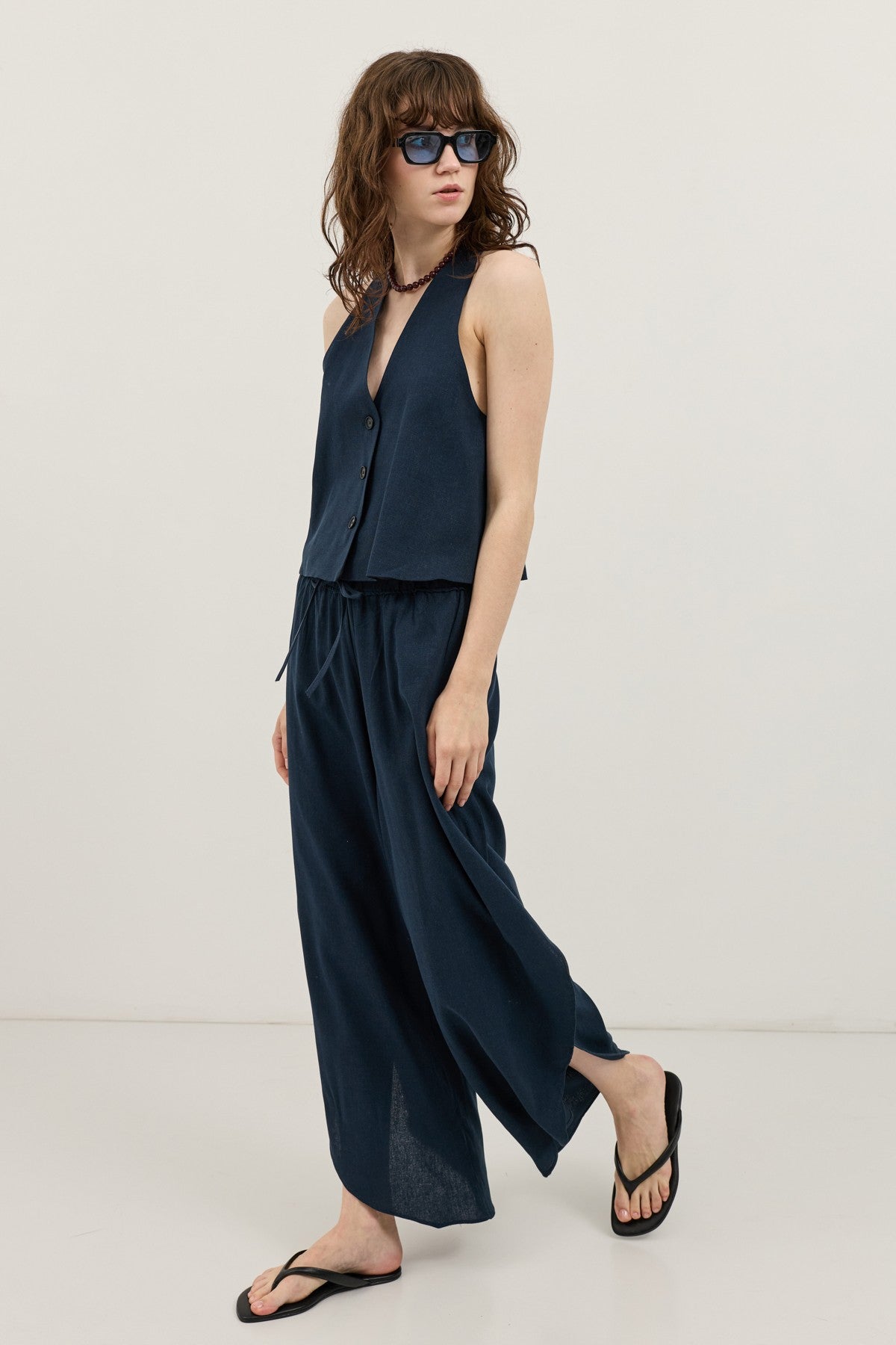 Antioch Women's Slit Pants with Linen Blend
