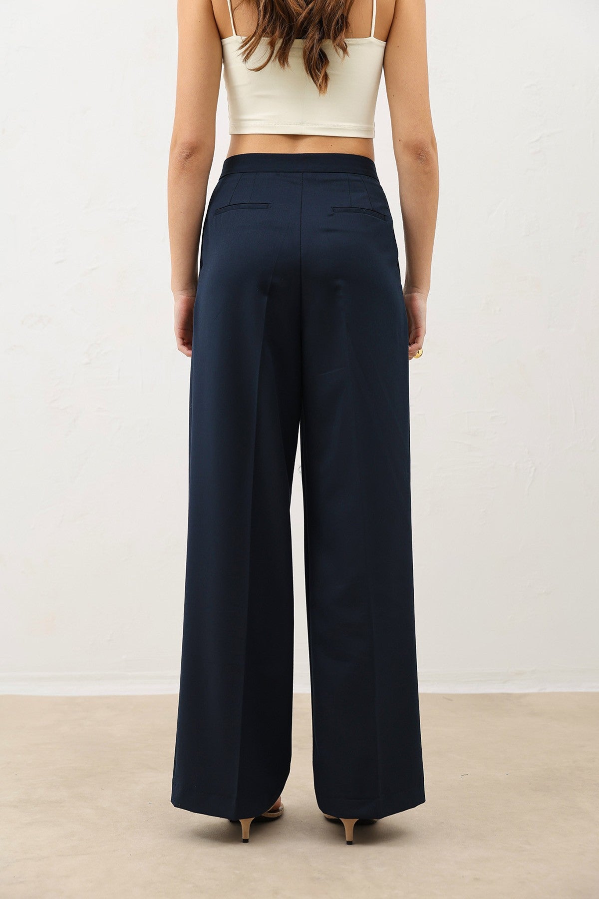 Antioch High-Waisted Pleated Women's Pants