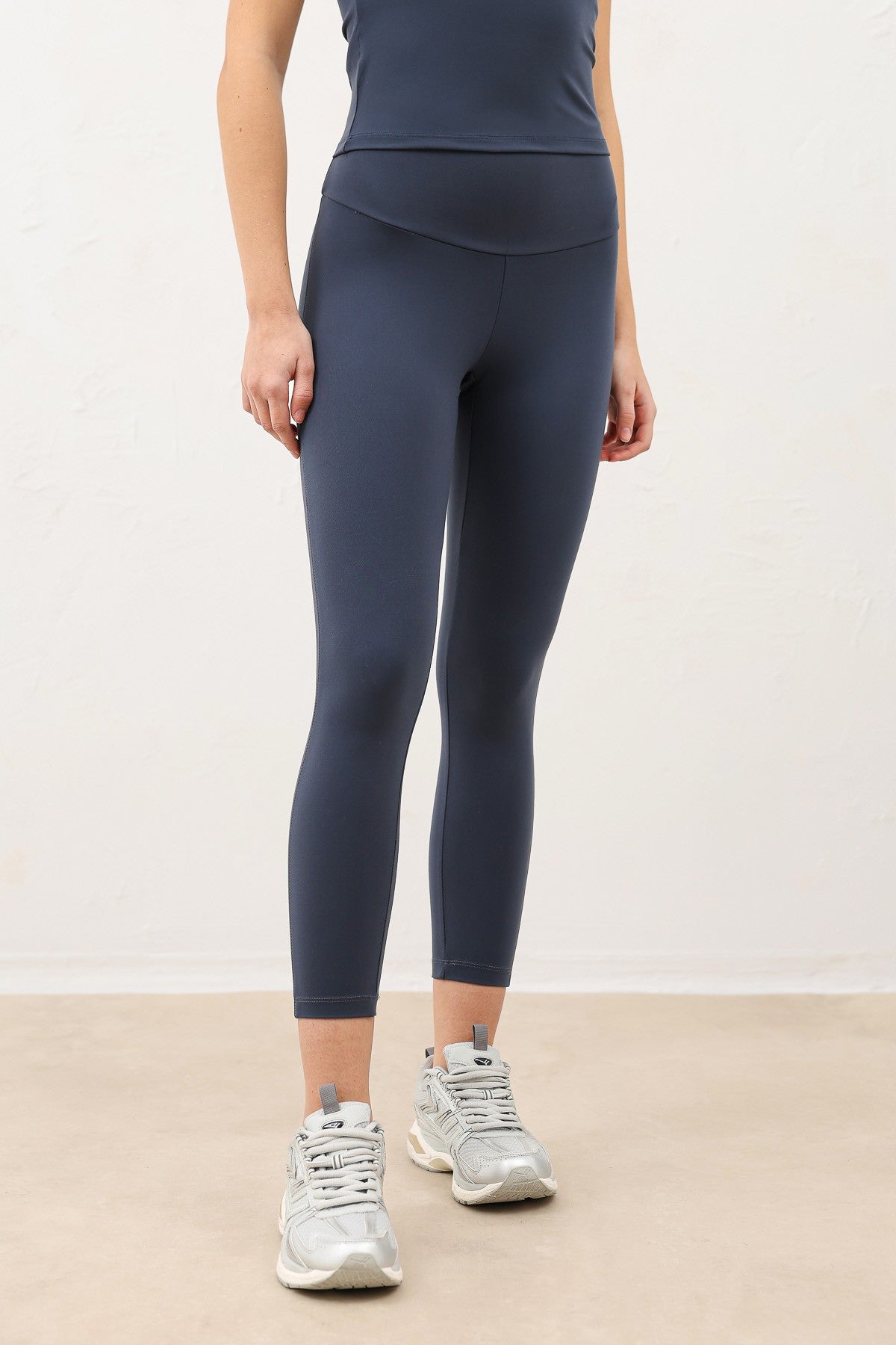 Antioch High-Waisted Leggings