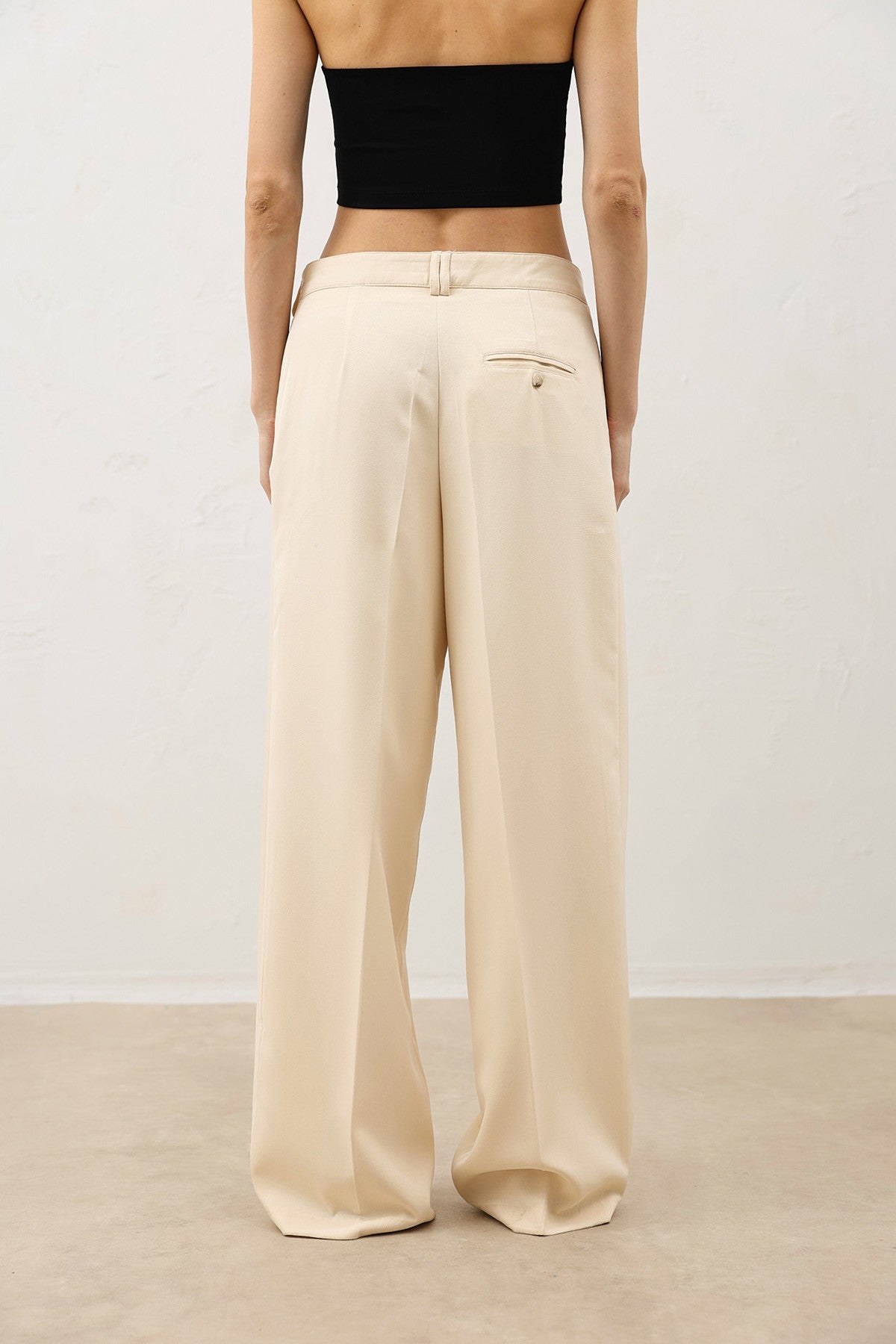 Antioch Pens Women's Wide-Leg Pants with Detailed Design