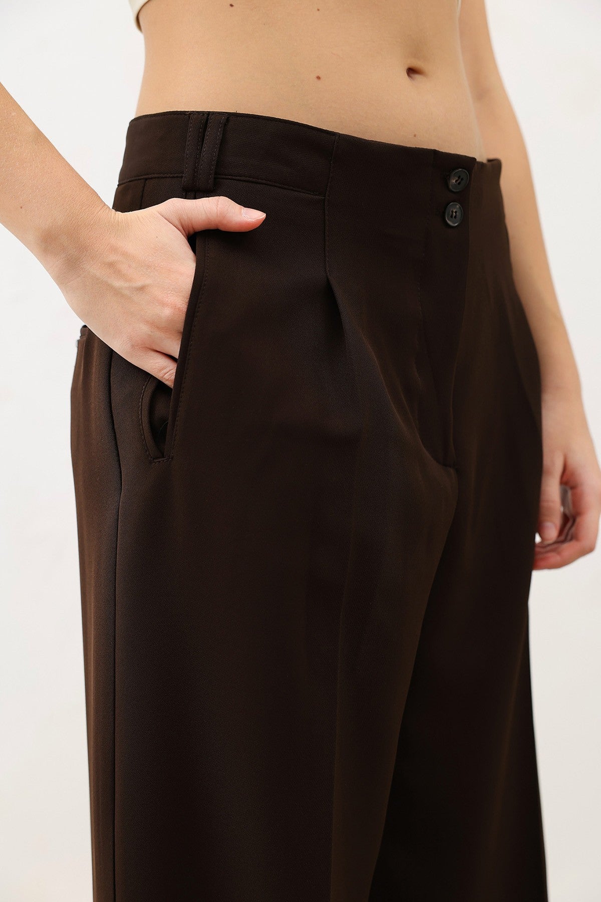 Antioch Pens Women's Wide-Leg Pants with Detailed Design