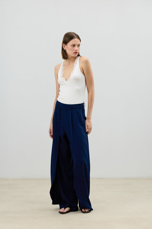 Antioch Women's Pants with Double Pleats and Side Zipper