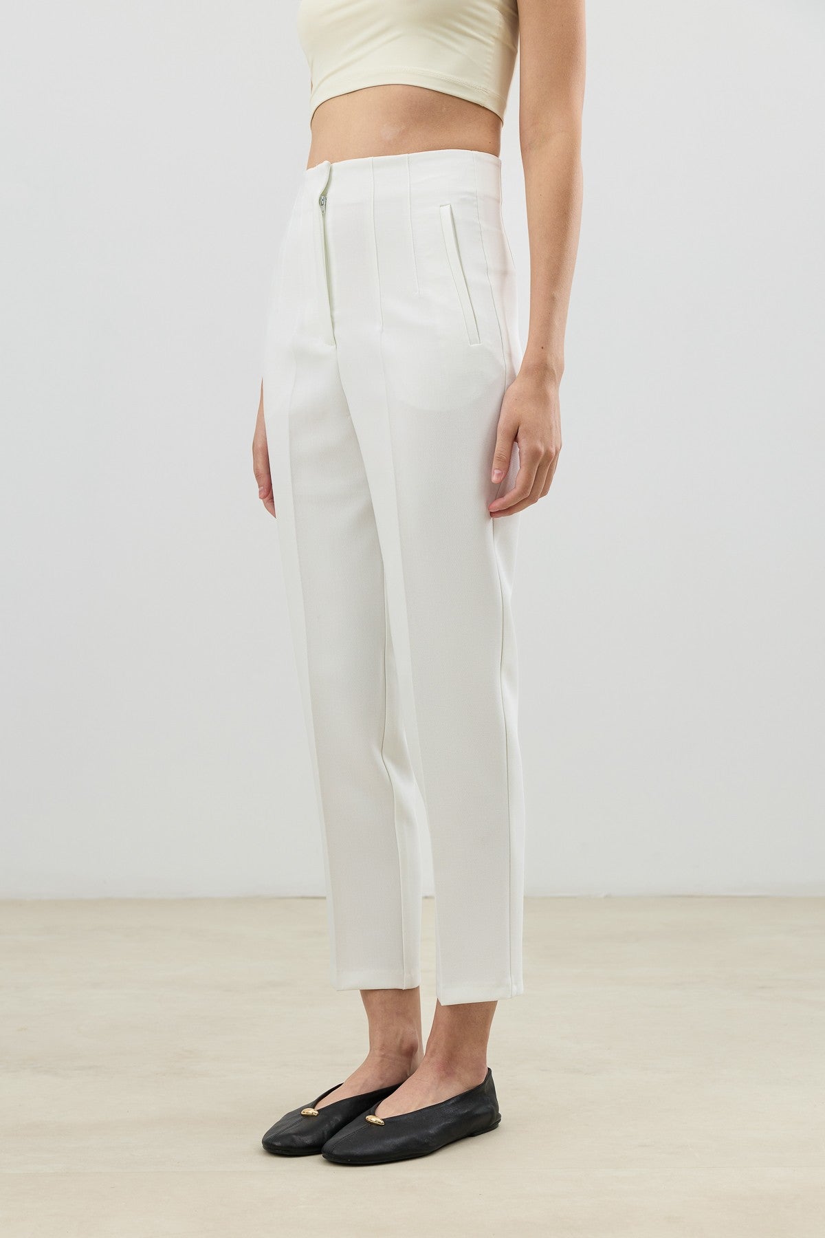 Antioch High-Waisted Women's Pants
