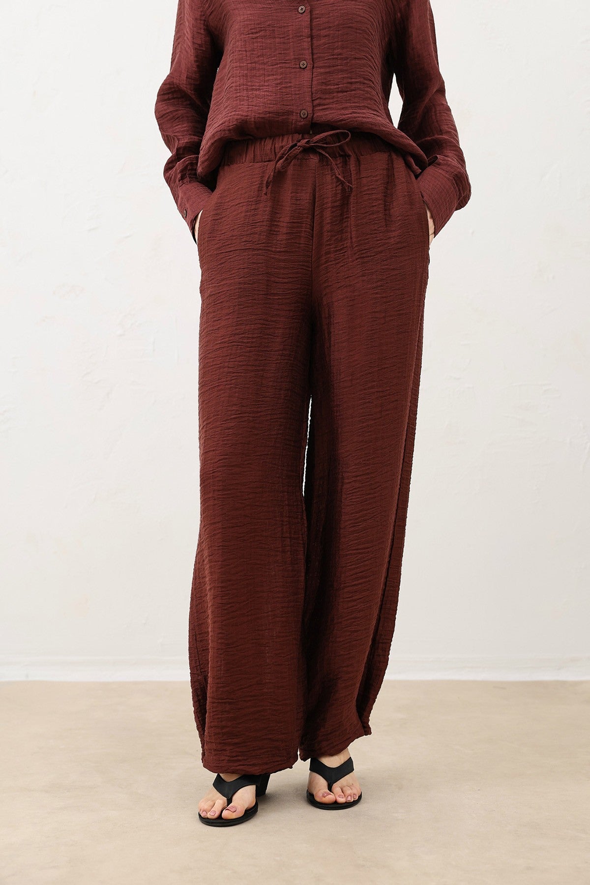 Antioch Adjustable-Leg Flared Women's Pants