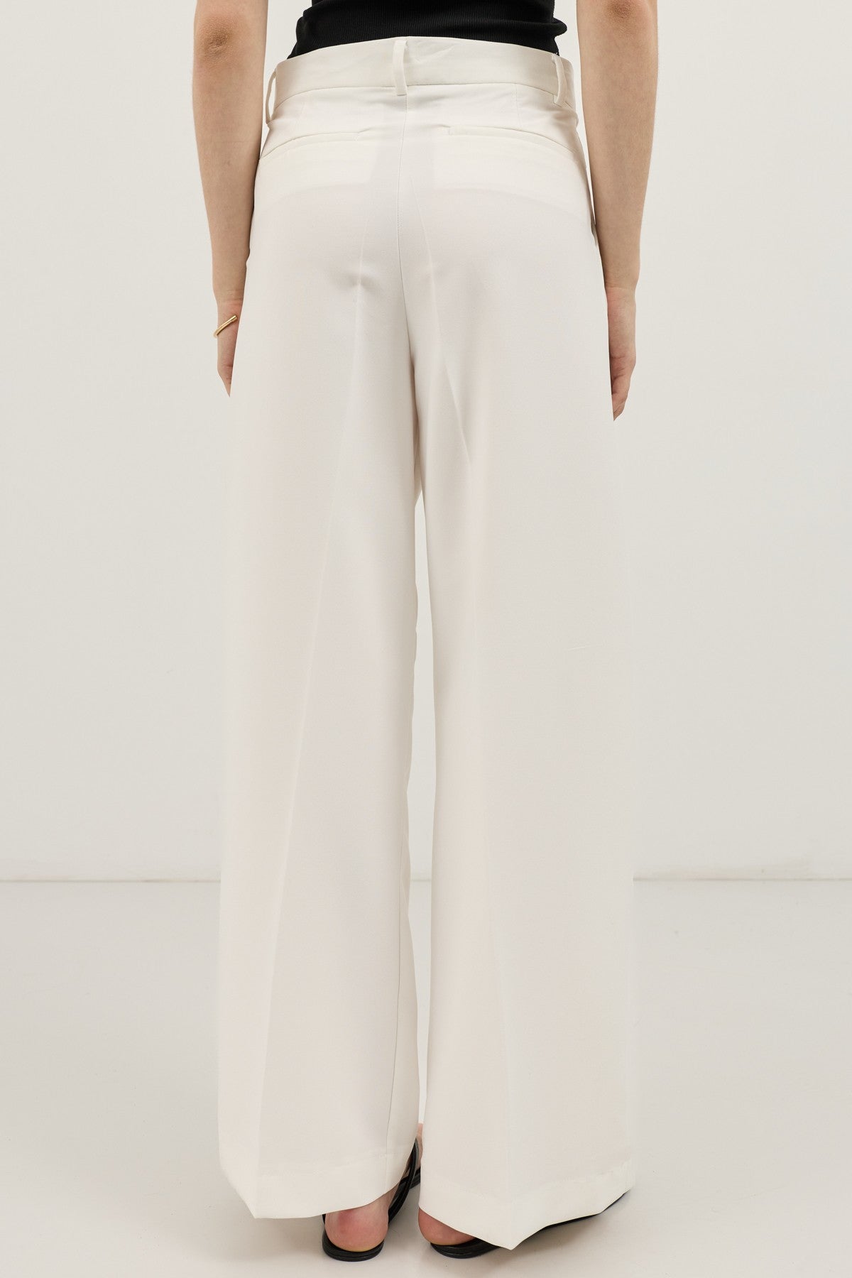 Antioch Wide-Leg Pleated Pants
