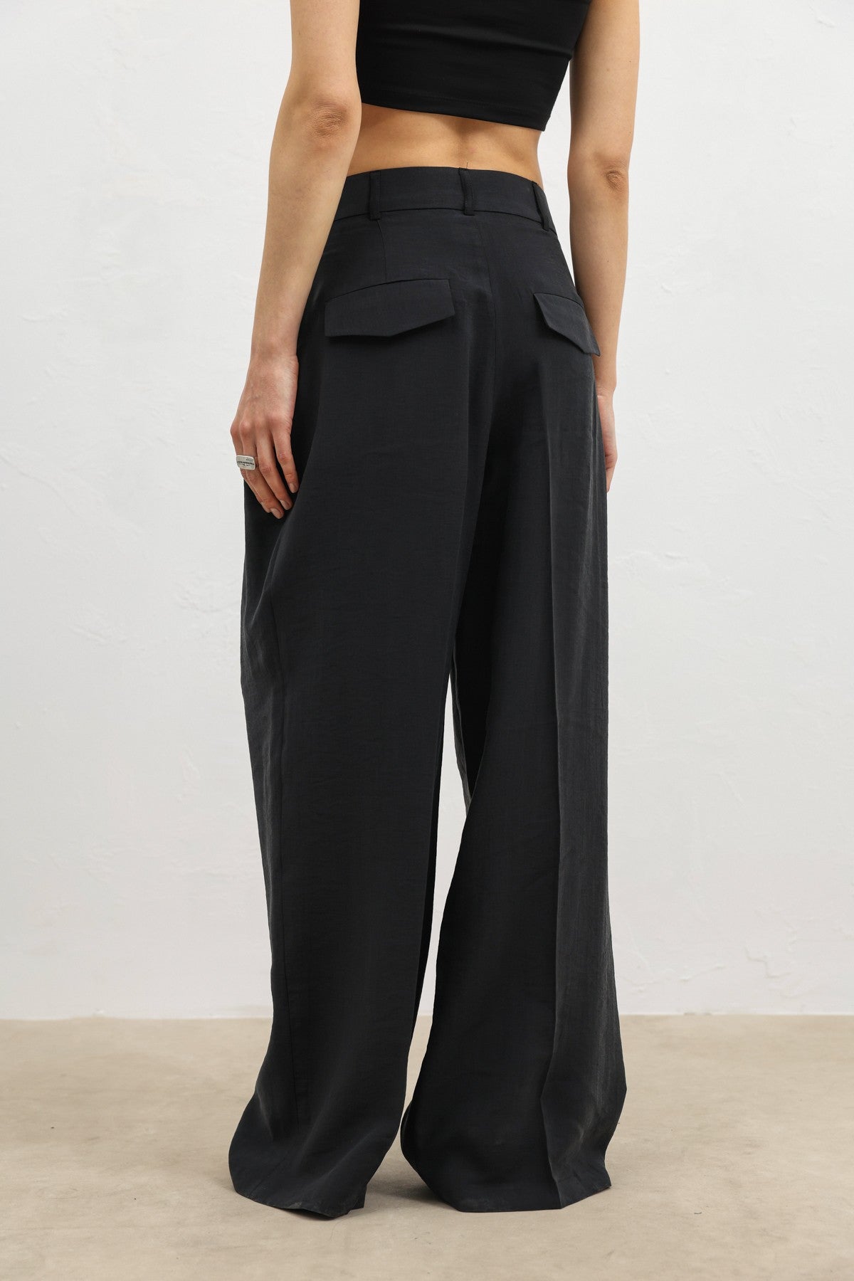 Women's Wide-Leg Pants with Antioch Lyocell Blend