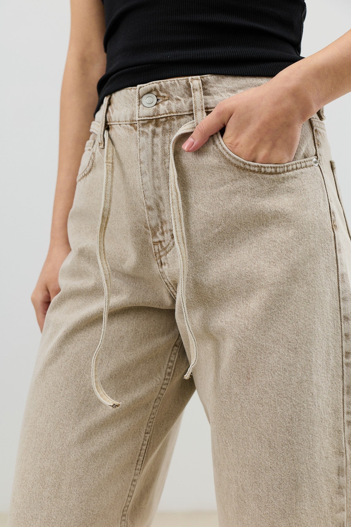 Antioch Tied-Waist Wide-Leg Women's Jeans