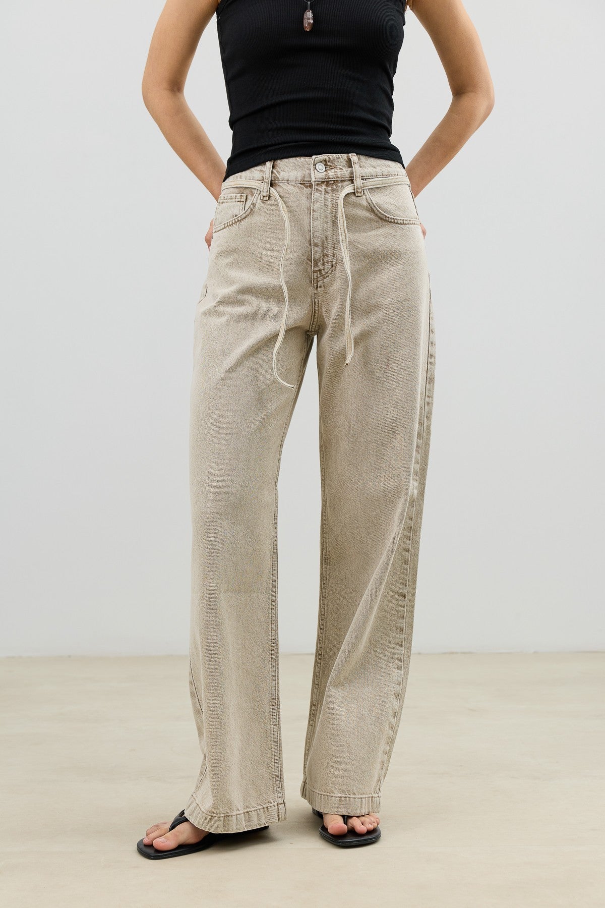 Antioch Tied-Waist Wide-Leg Women's Jeans