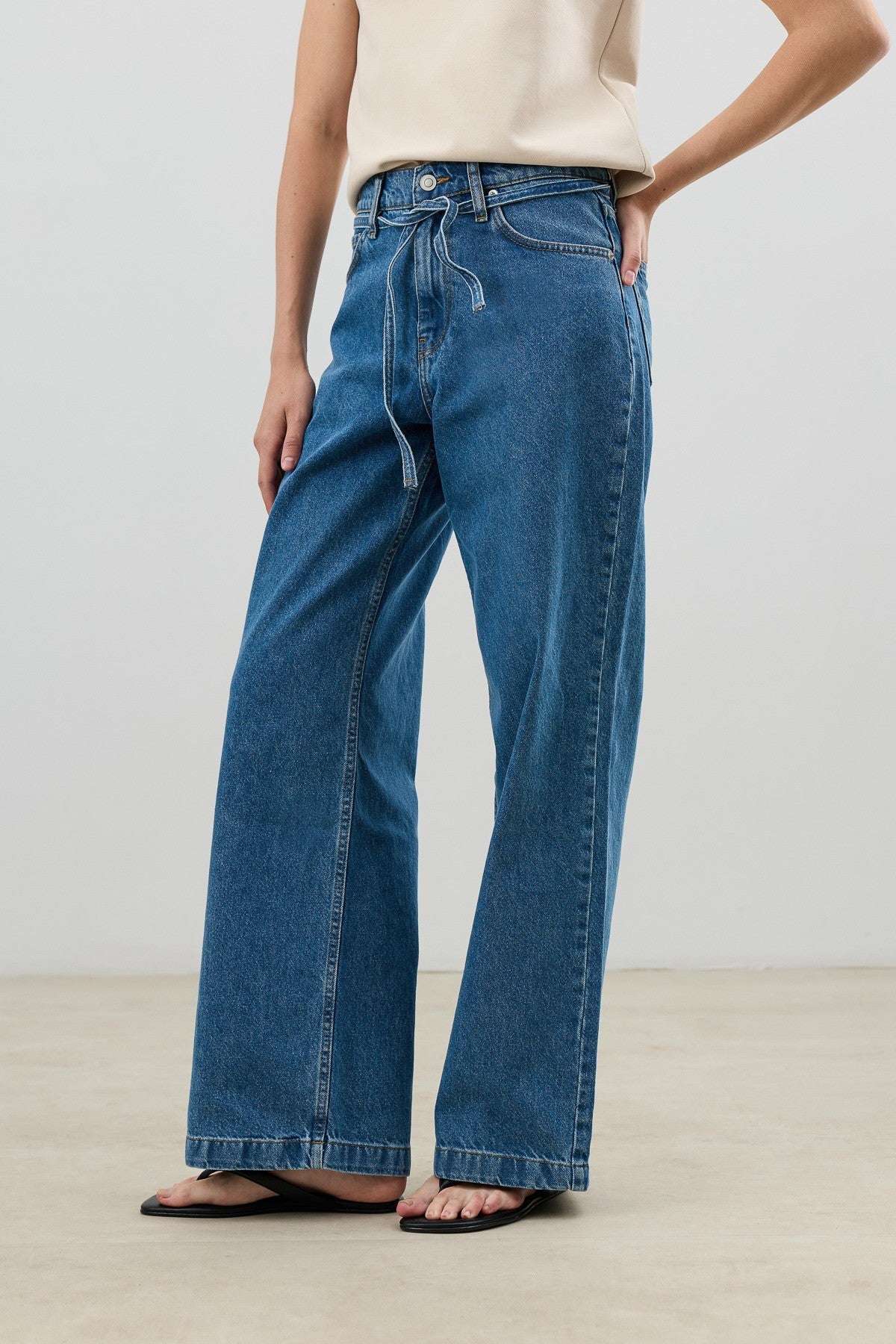 Antioch Tied-Waist Wide-Leg Women's Jeans