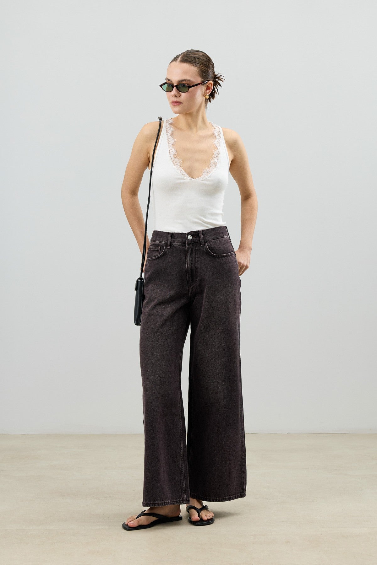 Antioch Women's Wide-Leg Jeans