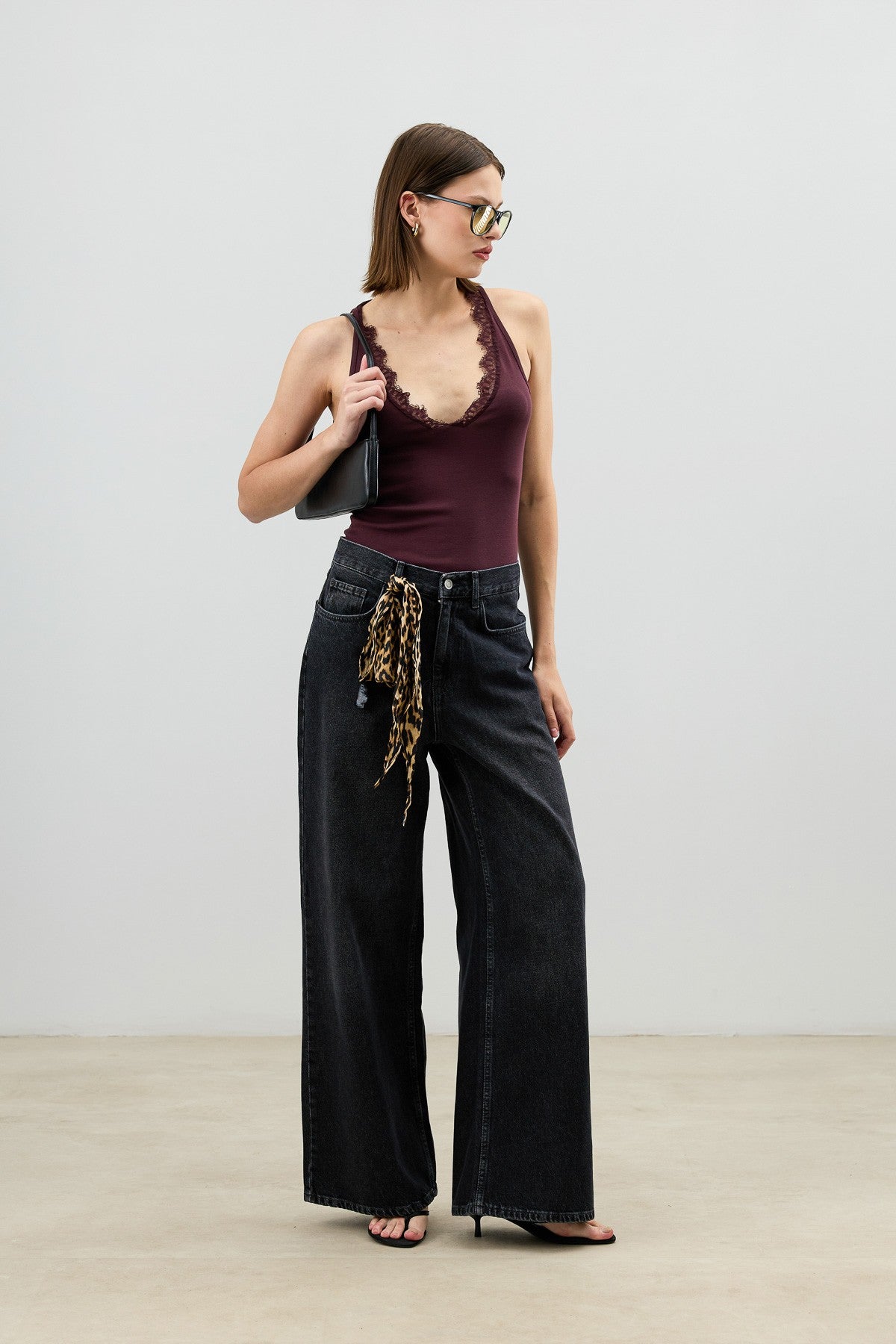 Antioch Women's Wide-Leg Jeans