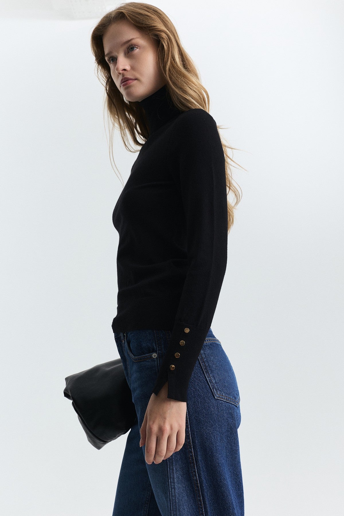 Basic Crew-Neck Sweater