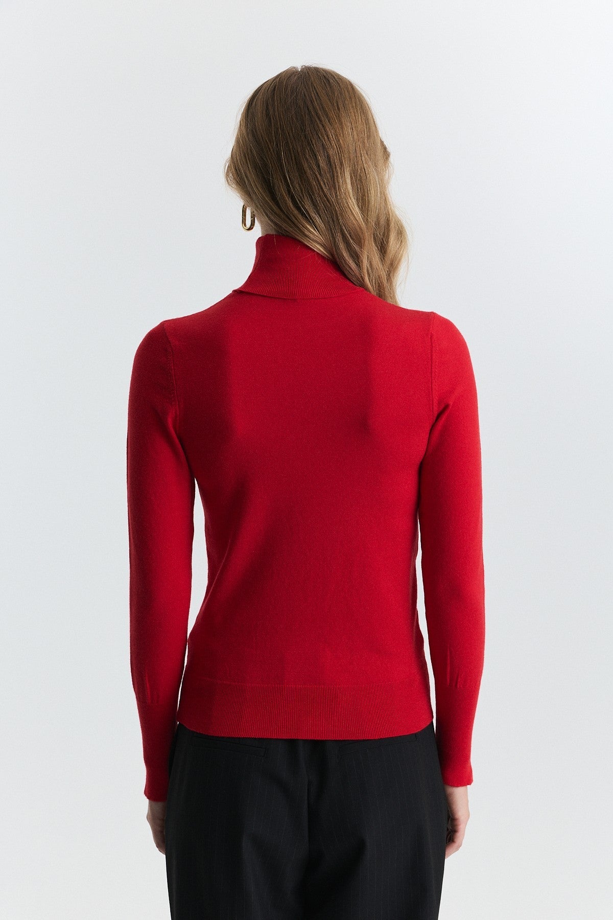 Basic Crew-Neck Sweater