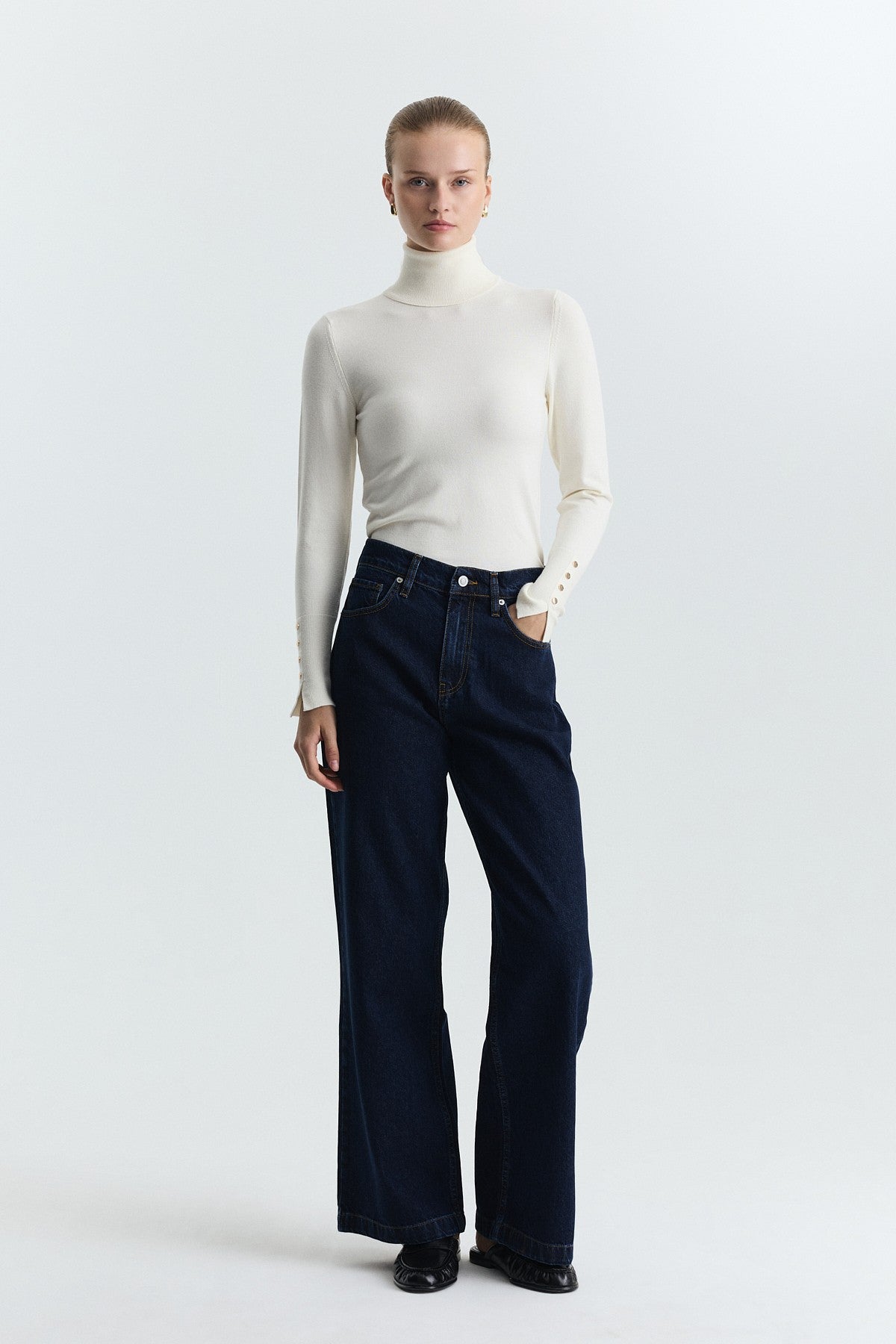 Basic Crew-Neck Sweater