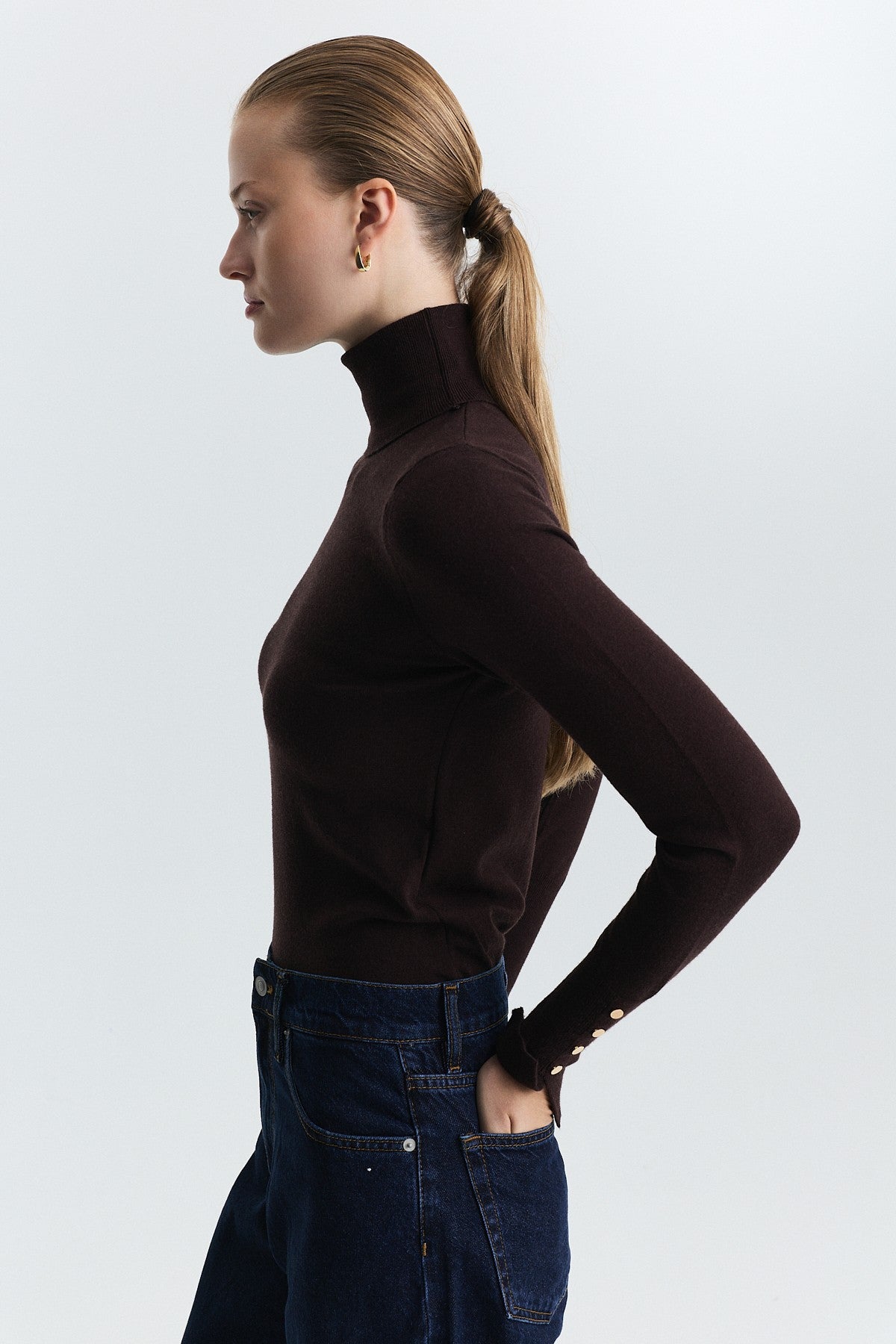 Basic Crew-Neck Sweater