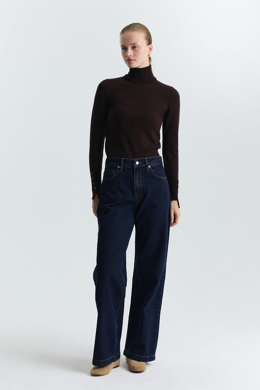 Basic Crew-Neck Sweater