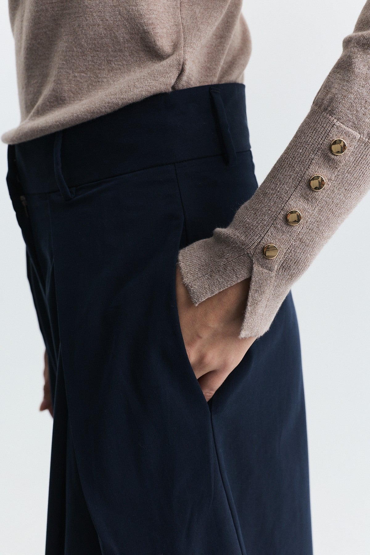 Basic Solid-Color Knit Sweater