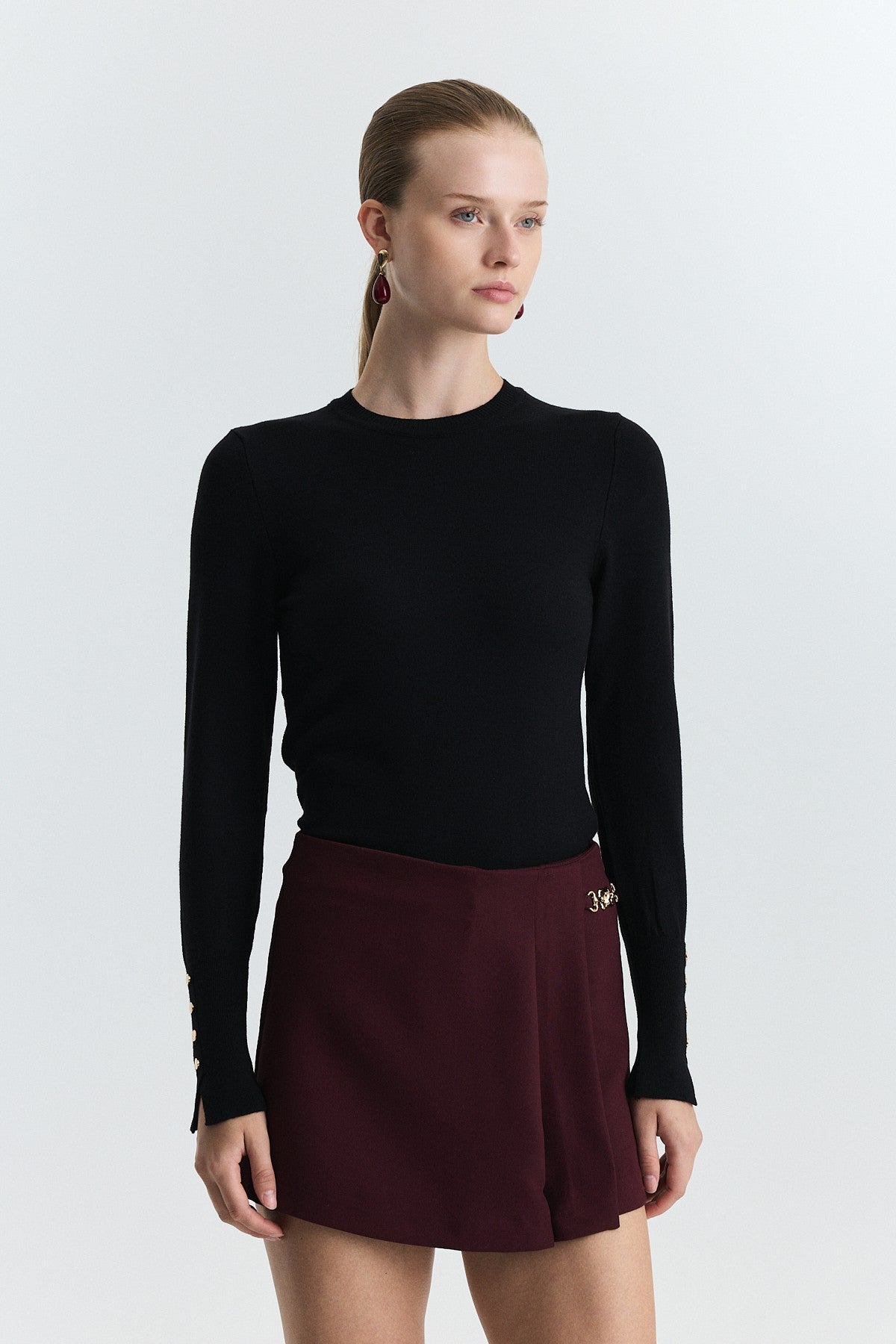 Basic Solid-Color Knit Sweater