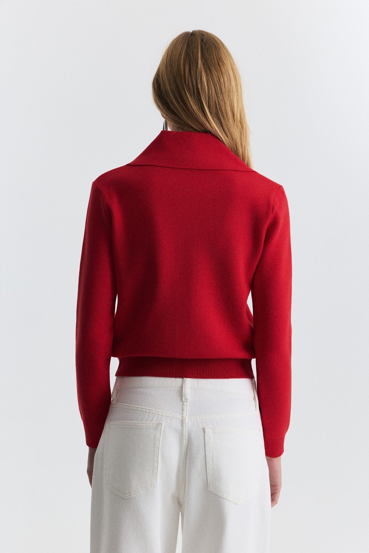 Wide-Collar Zip-Up Cardigan
