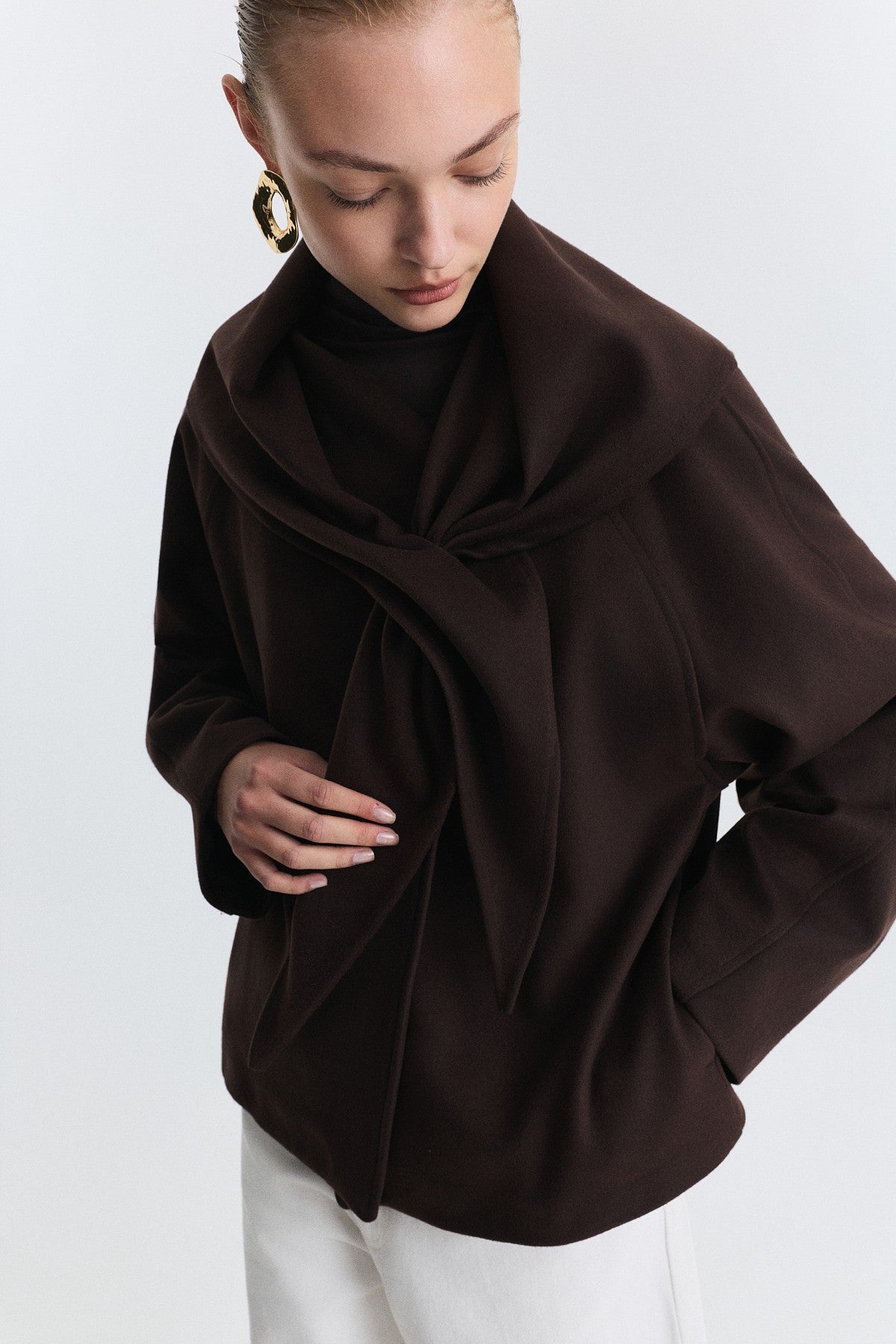 Short Coat with a Scarf