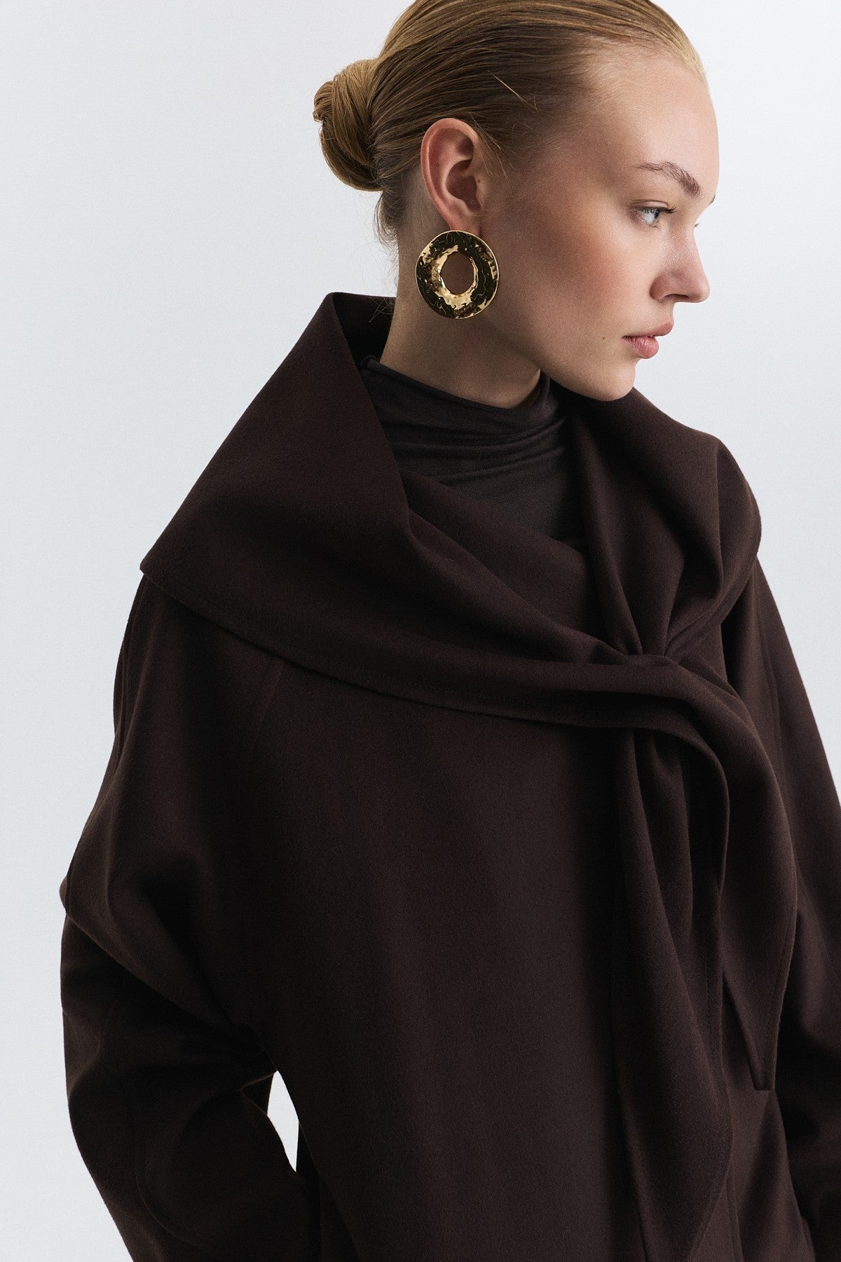 Short Coat with a Scarf