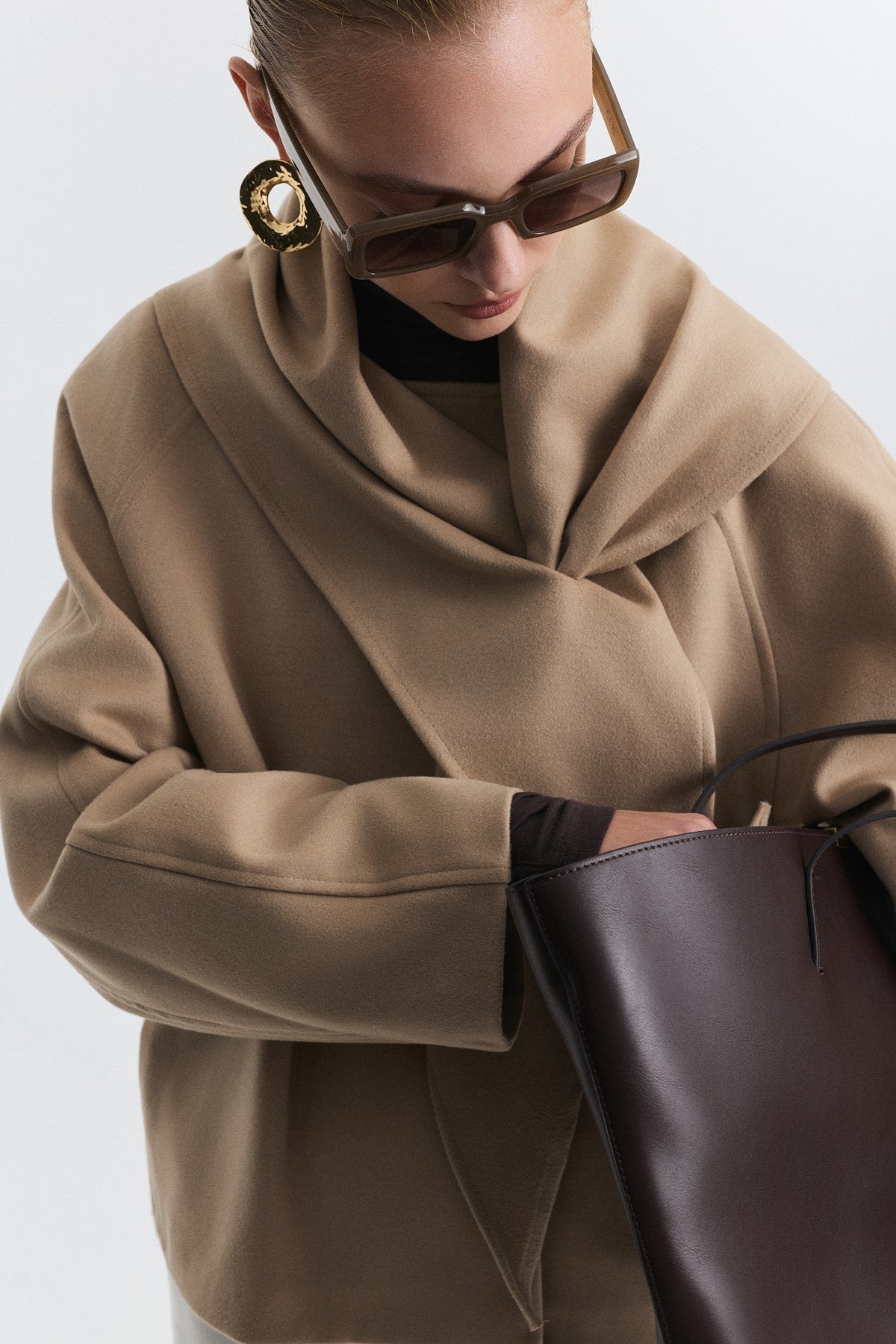 Short Coat with a Scarf
