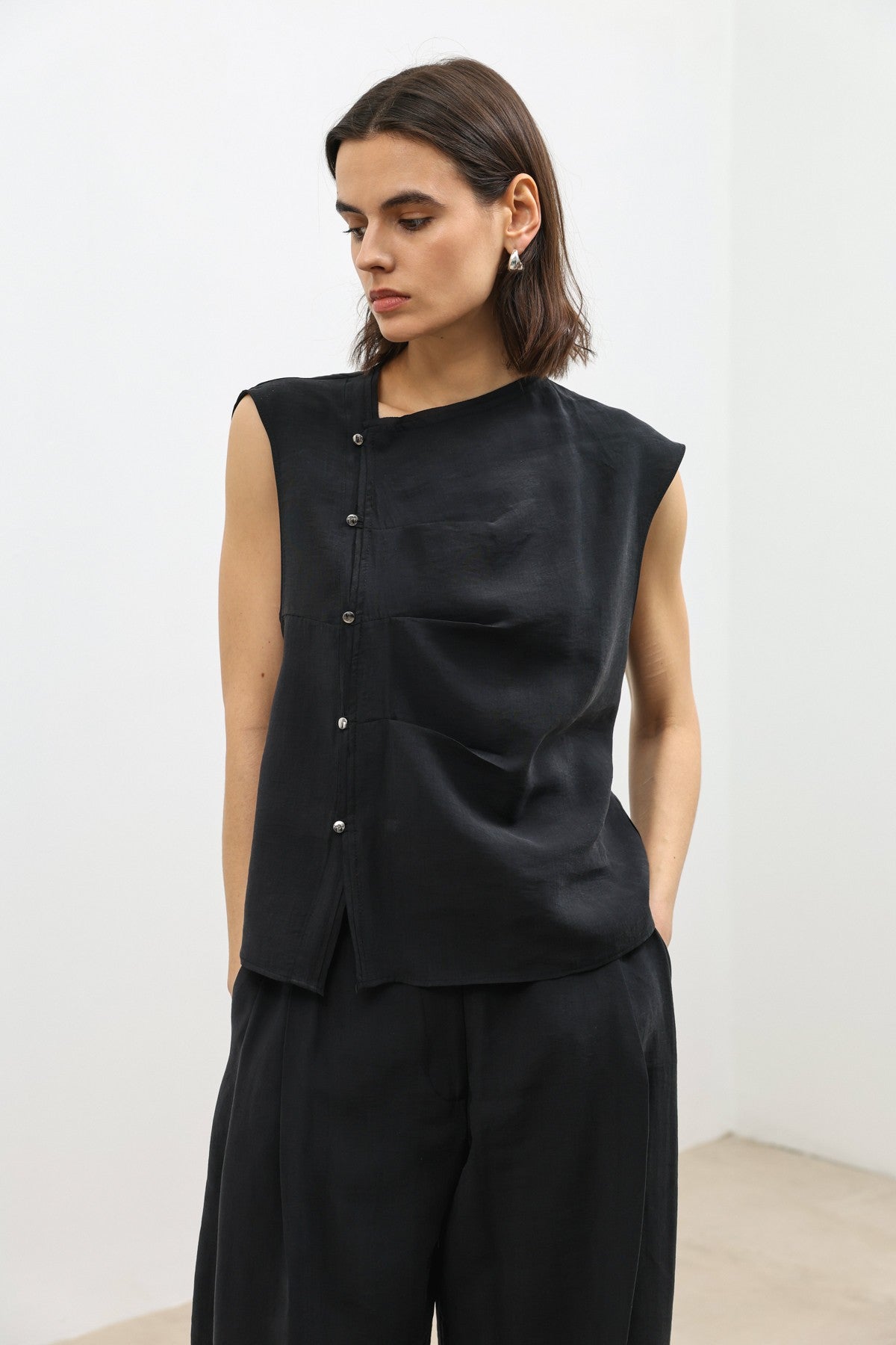 Antioch Women's Button-Down Top with Lyocell Blend
