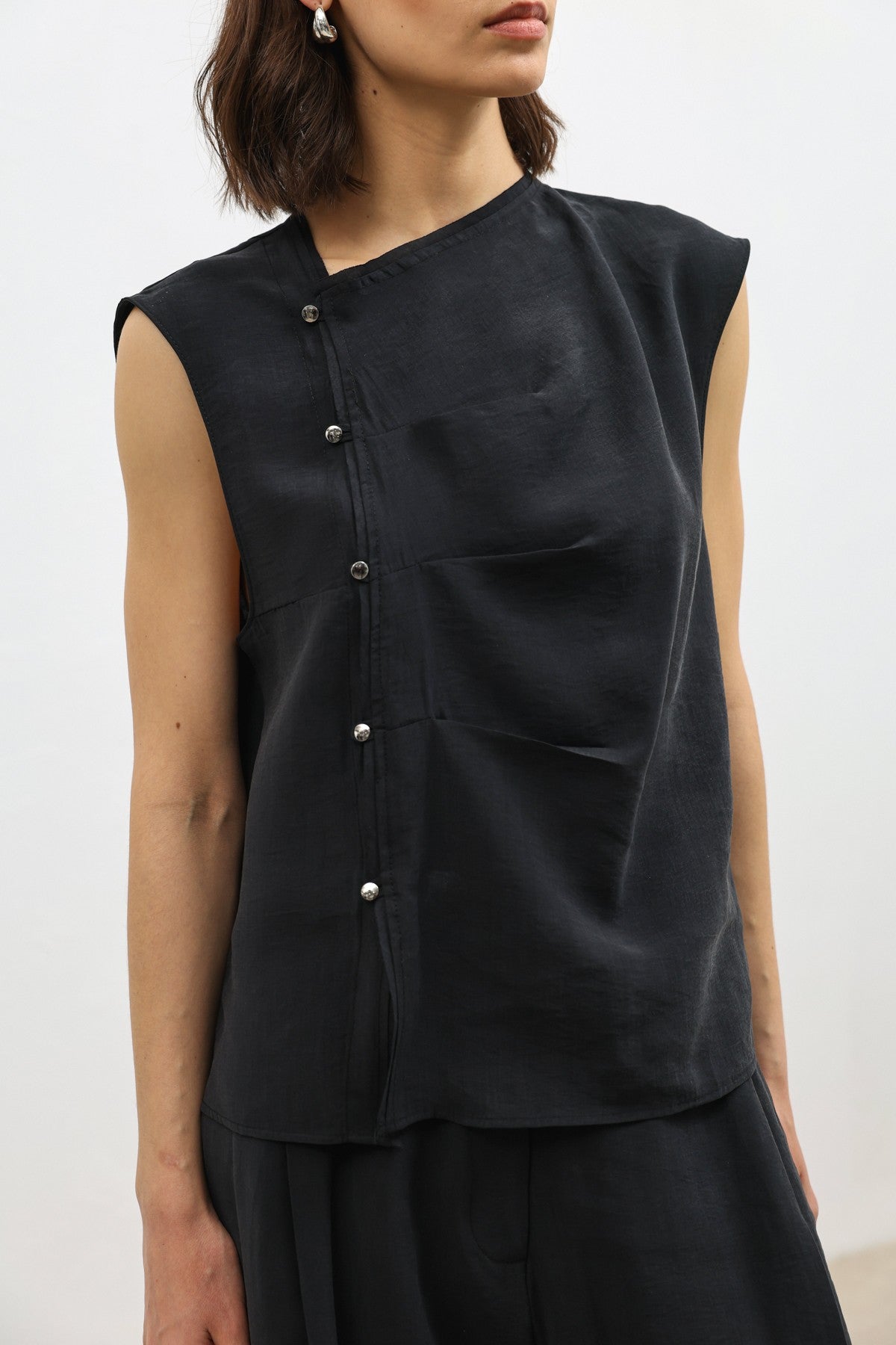 Antioch Women's Button-Down Top with Lyocell Blend