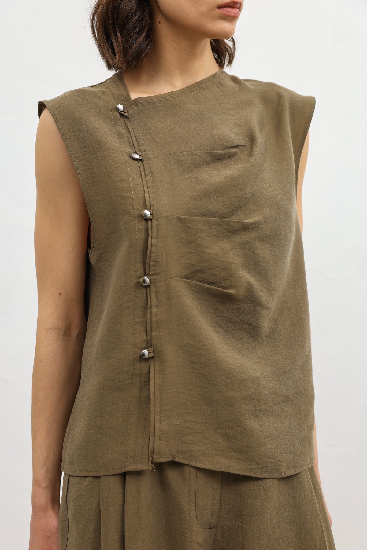 Antioch Women's Button-Down Top with Lyocell Blend