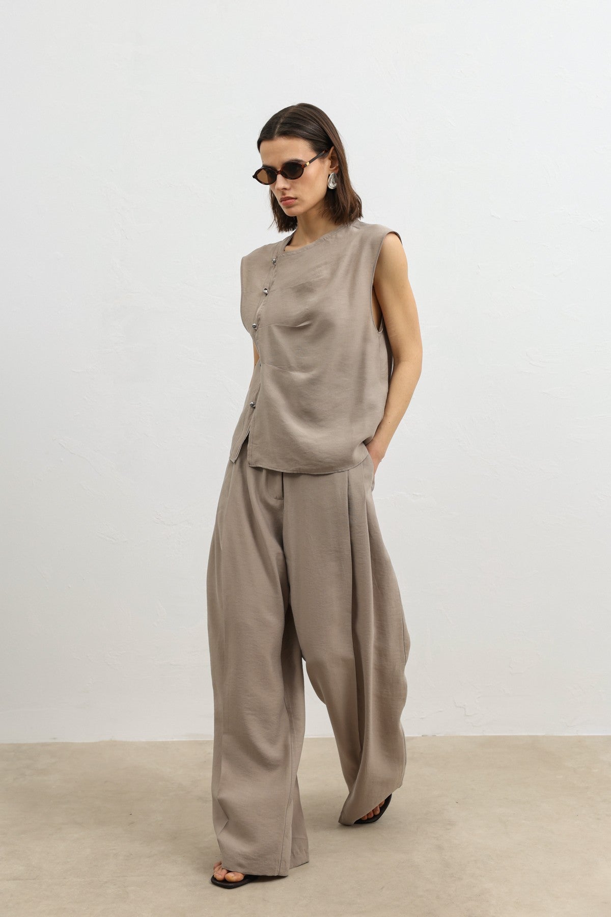 Antioch Women's Button-Down Top with Lyocell Blend