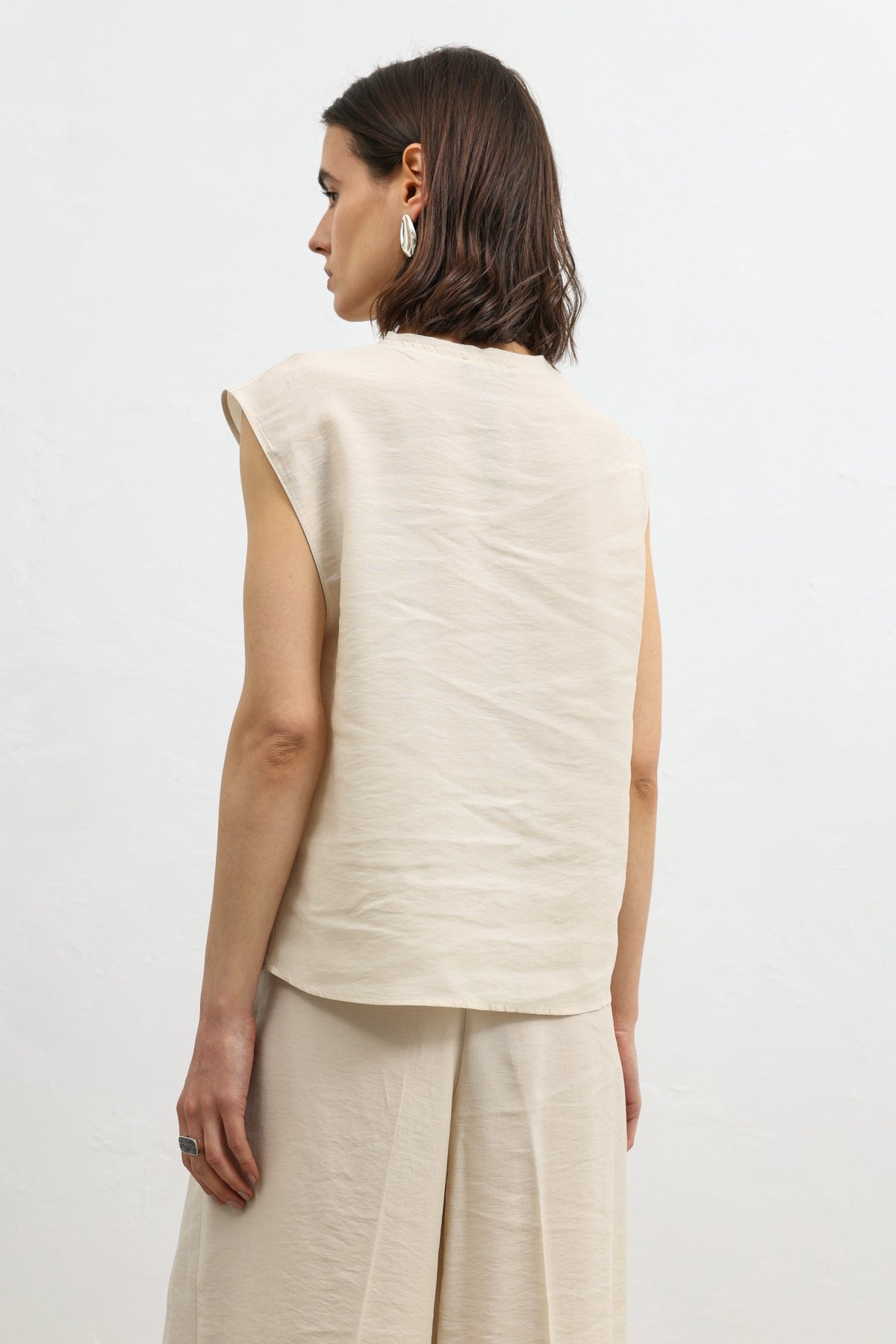 Antioch Women's Button-Down Top with Lyocell Blend