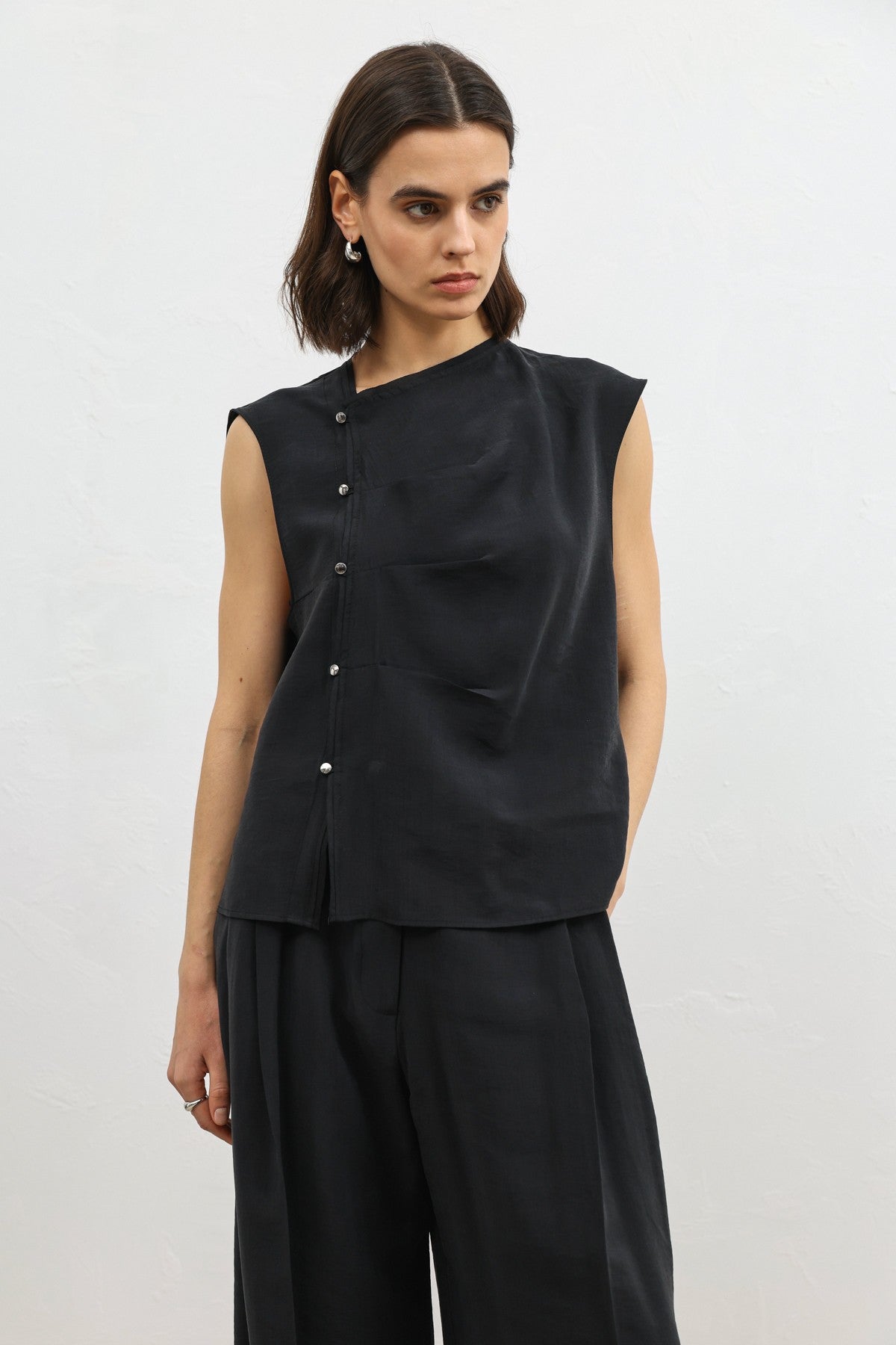 Antioch Women's Button-Down Top with Lyocell Blend