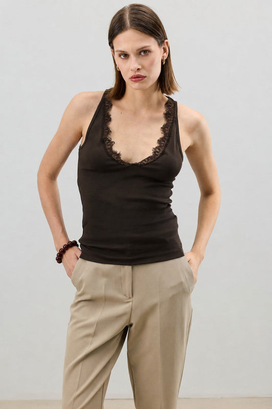 Women's Top with Lace Details on the Collar from Antioch