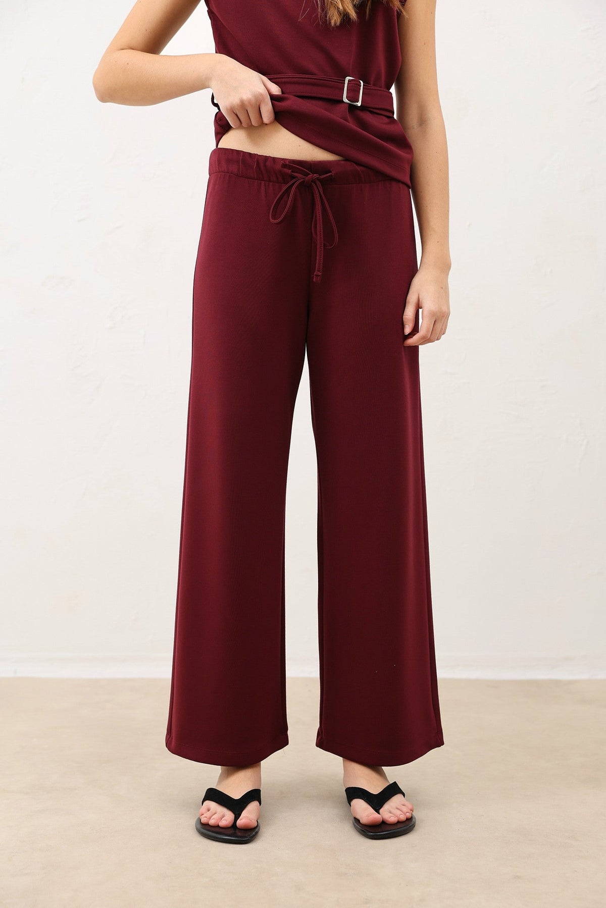Antioch Kemer Women's Suit Set (Detailed)