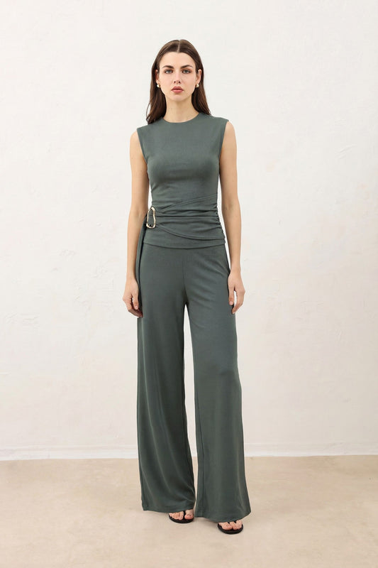 Antioch Toka Women's Set with Detailed Design