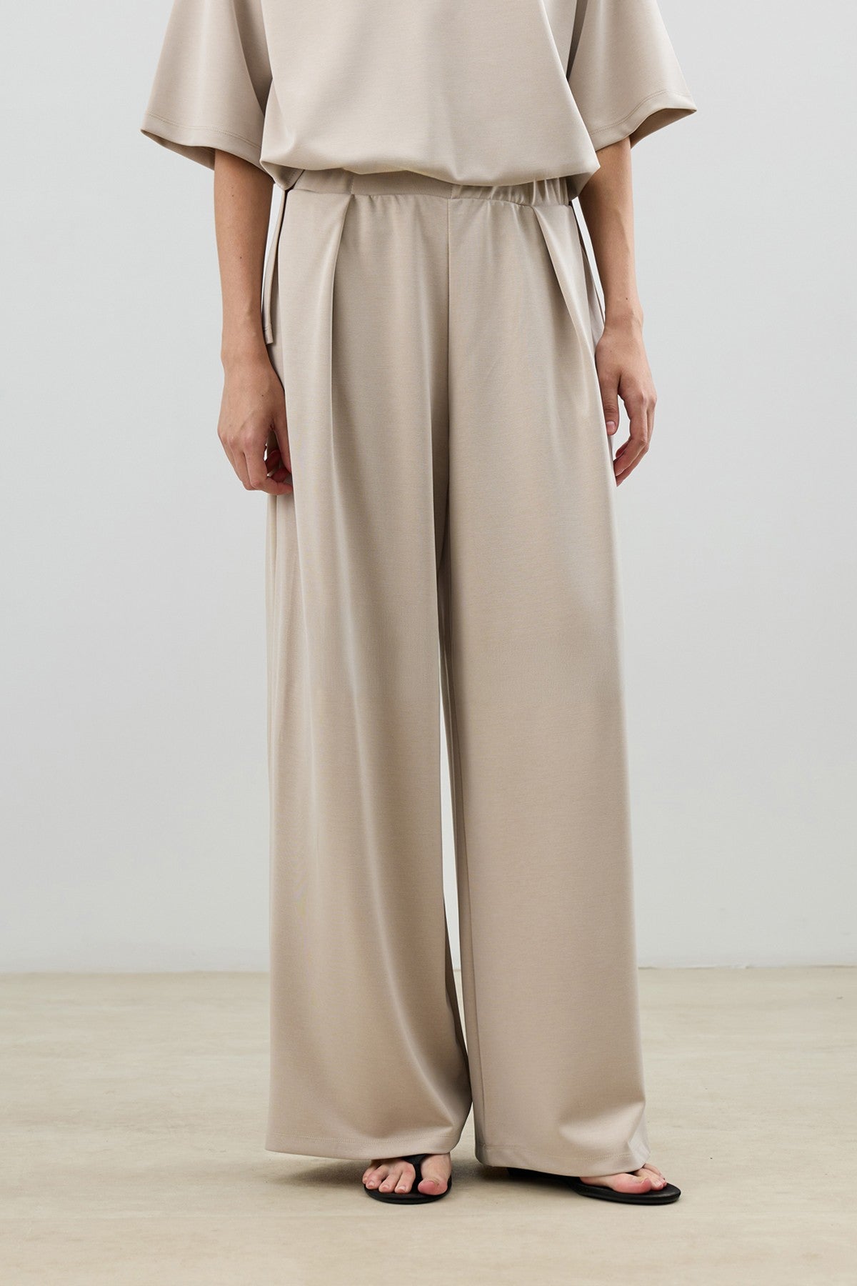 Antioch Modal-Blend T-Shirt and Pants Set for Women