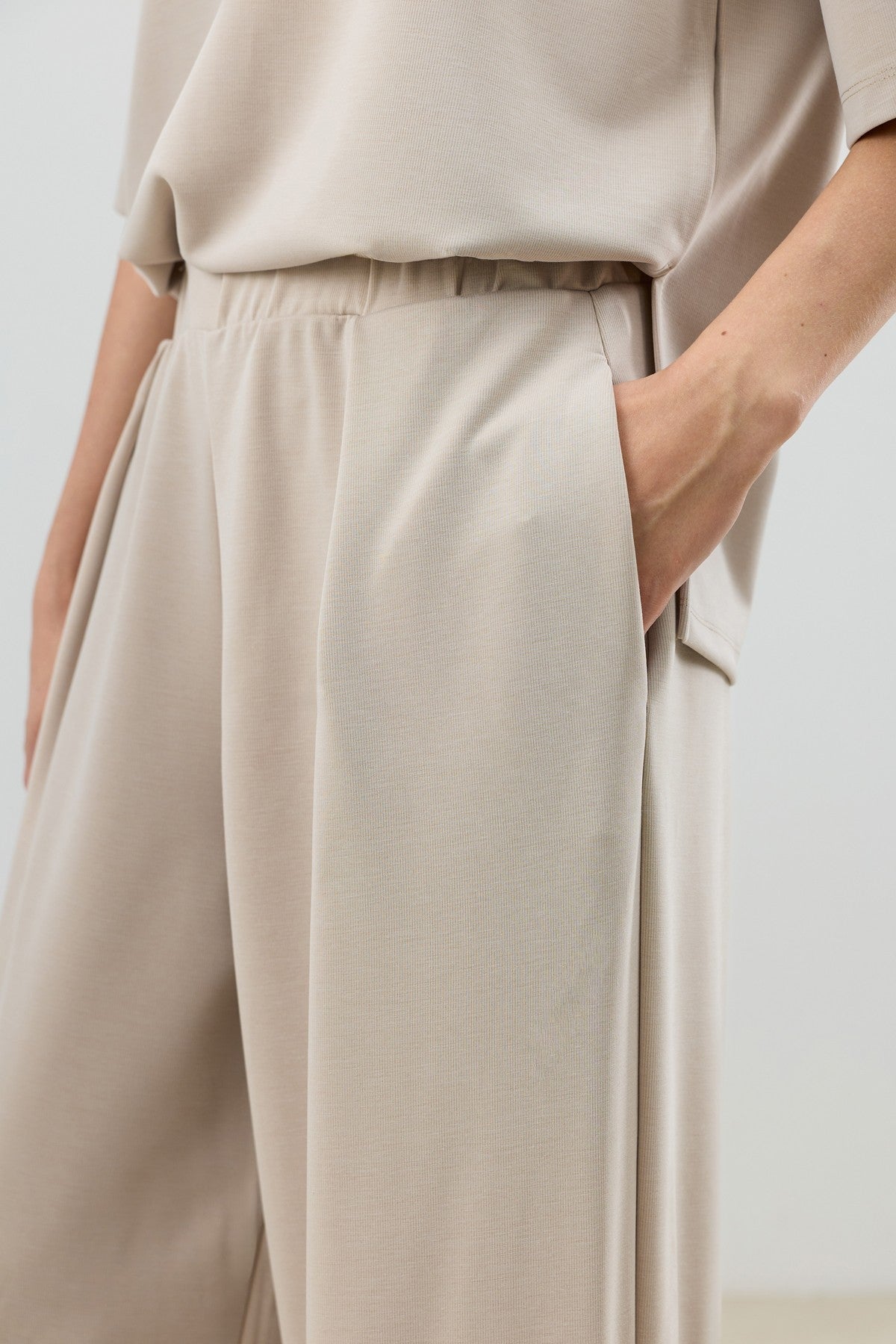 Antioch Modal-Blend T-Shirt and Pants Set for Women
