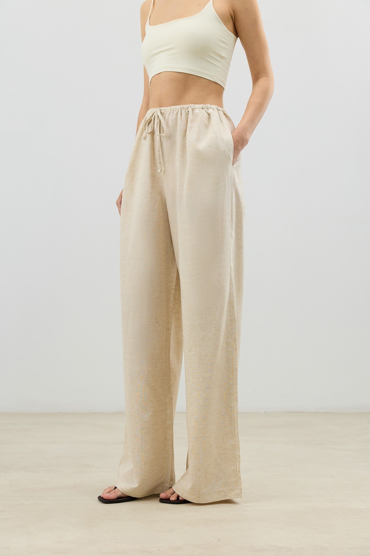 Antioch Linen-Blend Women's Shirt and Pants Set